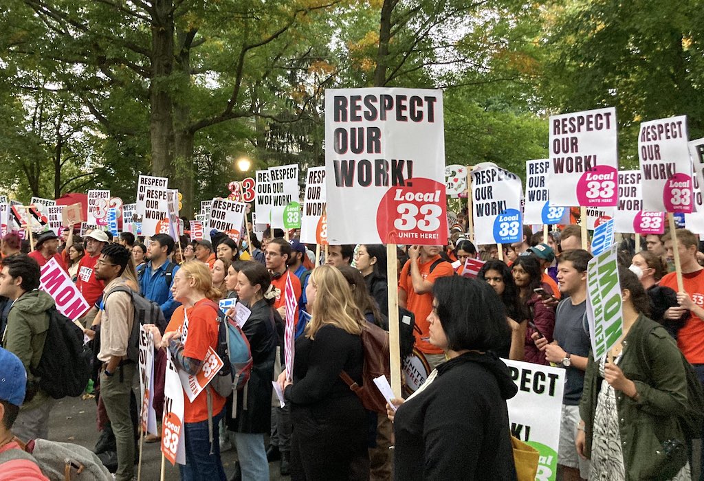 Después de una lucha de décadas, los trabajadores estudiantes graduados de Yale acaban de ganar su sindicato