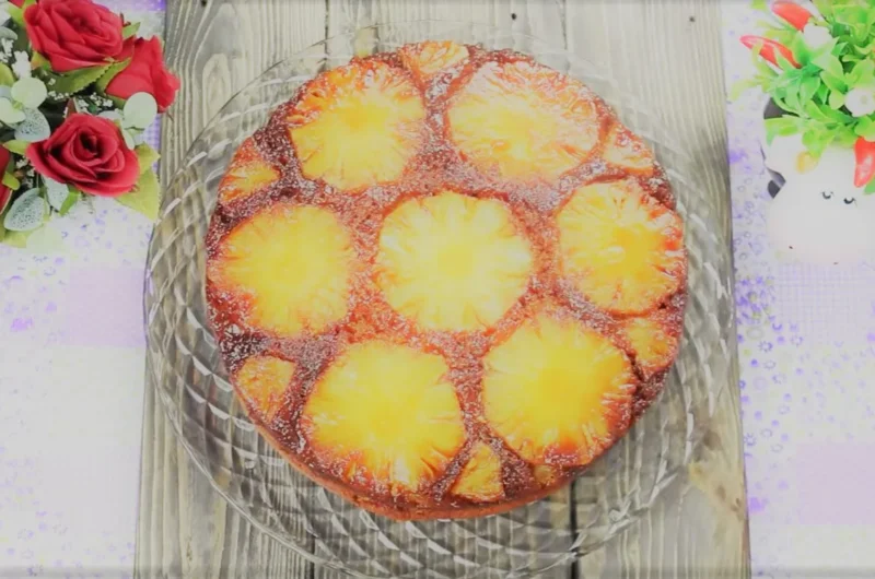 Tarta de piña caramelizada