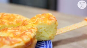 Pastel de pan de queso mozzarella