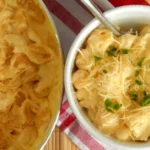 Macarrones con queso (mac and cheese)