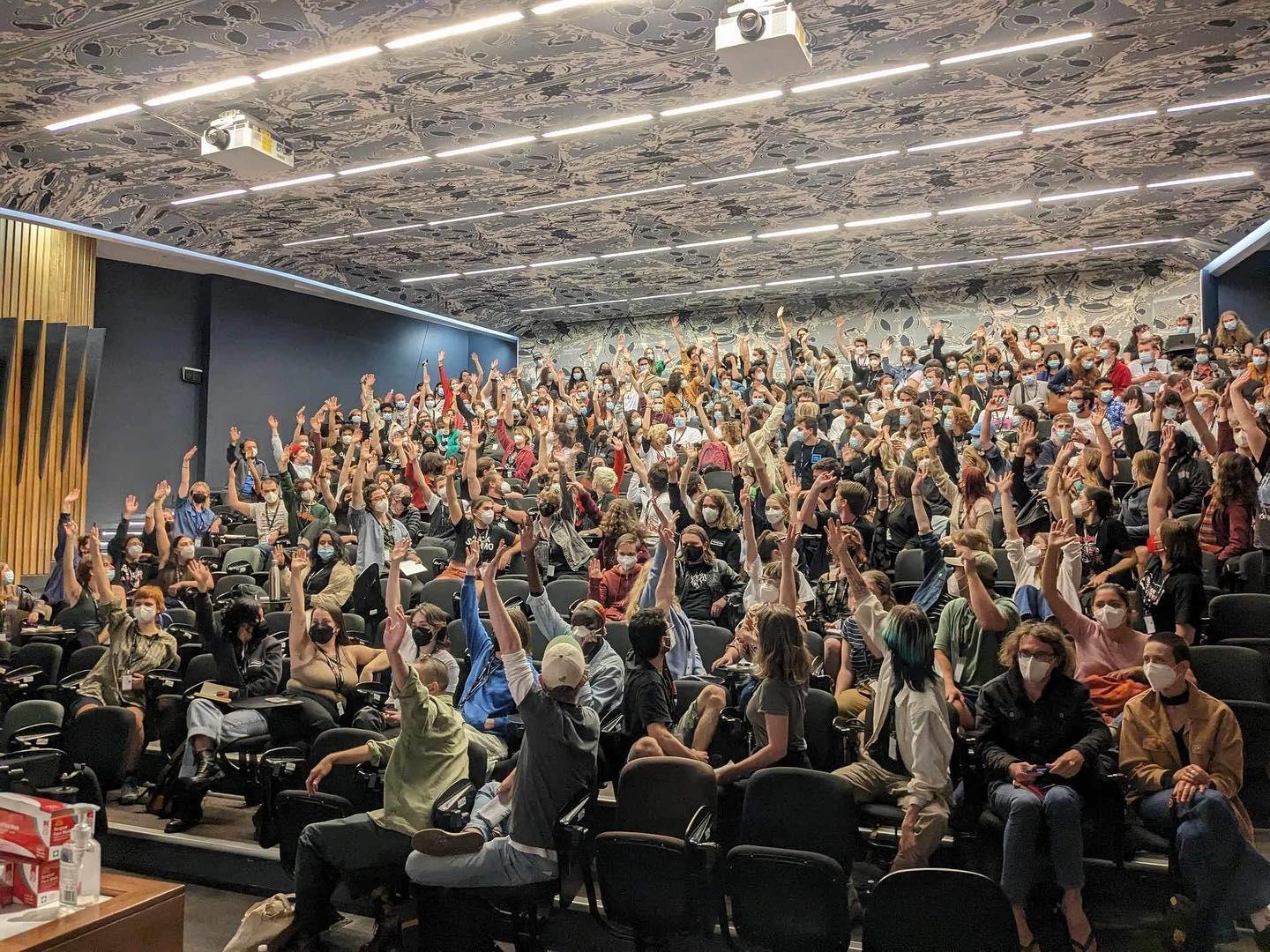 Sindicato Nacional de Estudiantes pide bienestar, no guerra