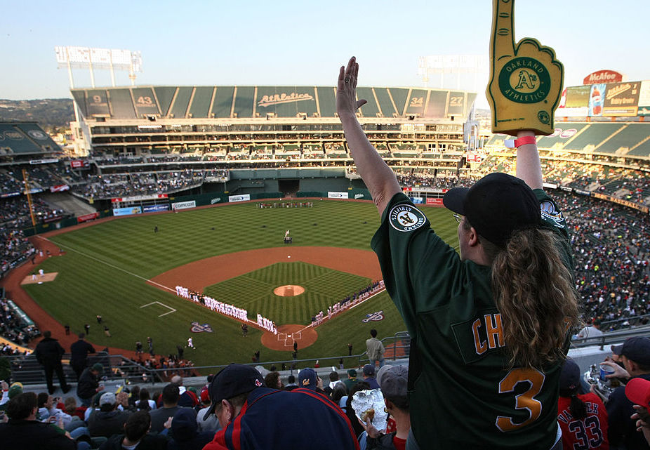 Los fanáticos del béisbol comienzan a darse cuenta de que los propietarios no son sus amigos