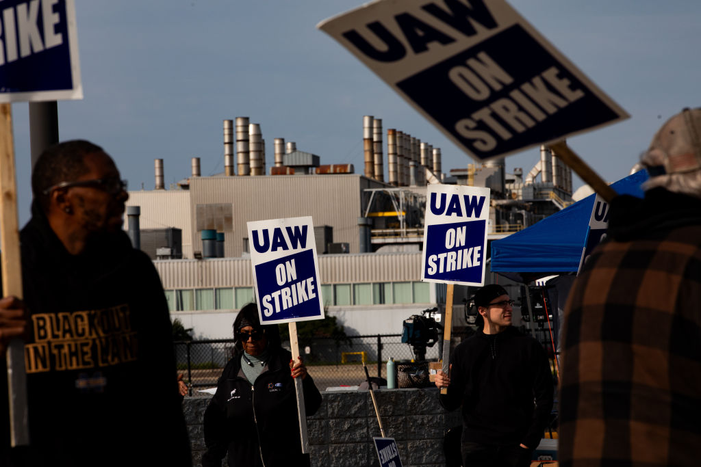 El UAW ha alterado la normalidad de las actividades.  Y es posible que mañana aumenten la presión.