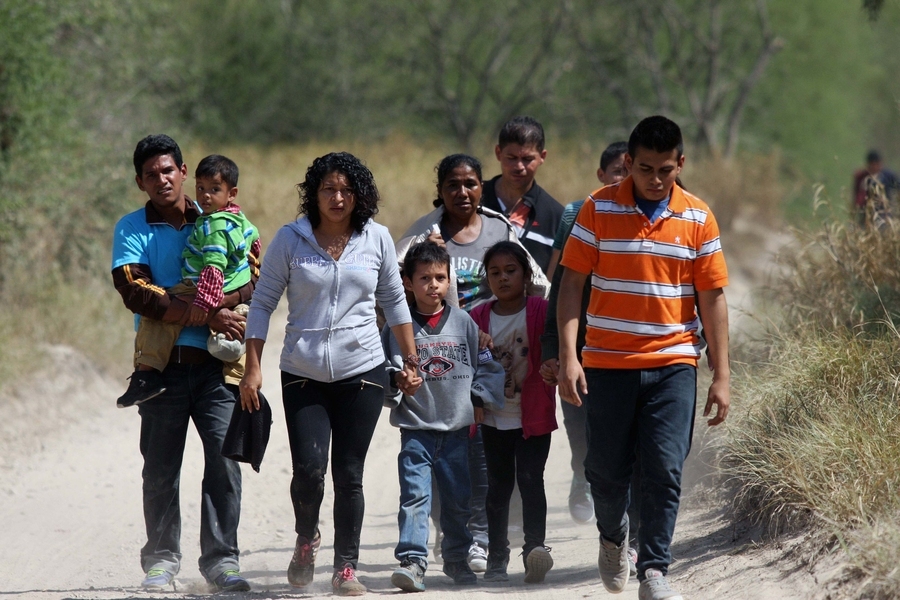 ¿Son los inmigrantes colonizadores? | Bandera roja