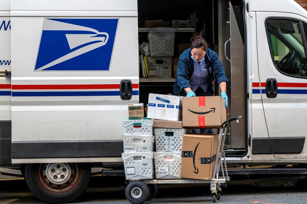 Los trabajadores postales estadounidenses luchan contra recortes masivos de servicios